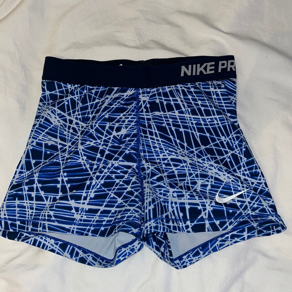 Nike pros, size Medium